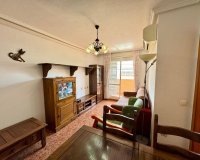 Reventa - Apartamento / Dúplex - Torrevieja - Centro
