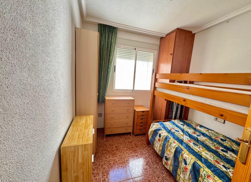 Reventa - Apartamento / Dúplex - Torrevieja - Centro