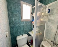 Reventa - Apartamento / Dúplex - Torrevieja - Centro