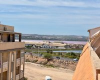 Reventa - Apartamento / Dúplex - Torrevieja - Centro