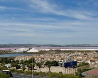 Reventa - Apartamento / Dúplex - Torrevieja - Centro