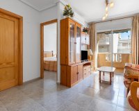 Reventa - Apartamento / Dúplex - Torrevieja - Centro