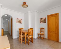 Reventa - Apartamento / Dúplex - Torrevieja - Centro