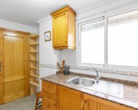Reventa - Apartamento / Dúplex - Torrevieja - Centro