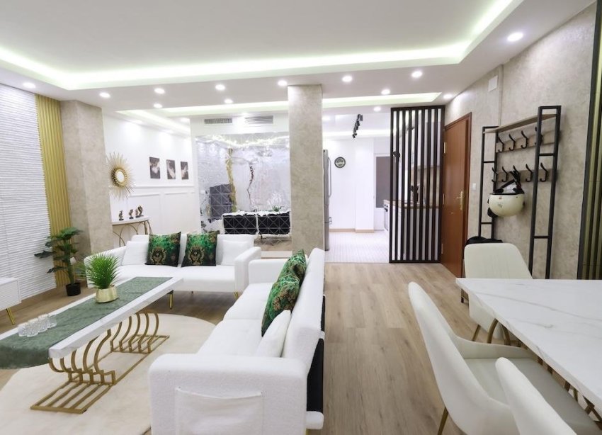 Reventa - Apartamento / Dúplex - Torrevieja - Centro