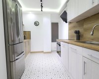 Reventa - Apartamento / Dúplex - Torrevieja - Centro