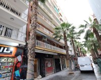 Reventa - Apartamento / Dúplex - Torrevieja - Centro
