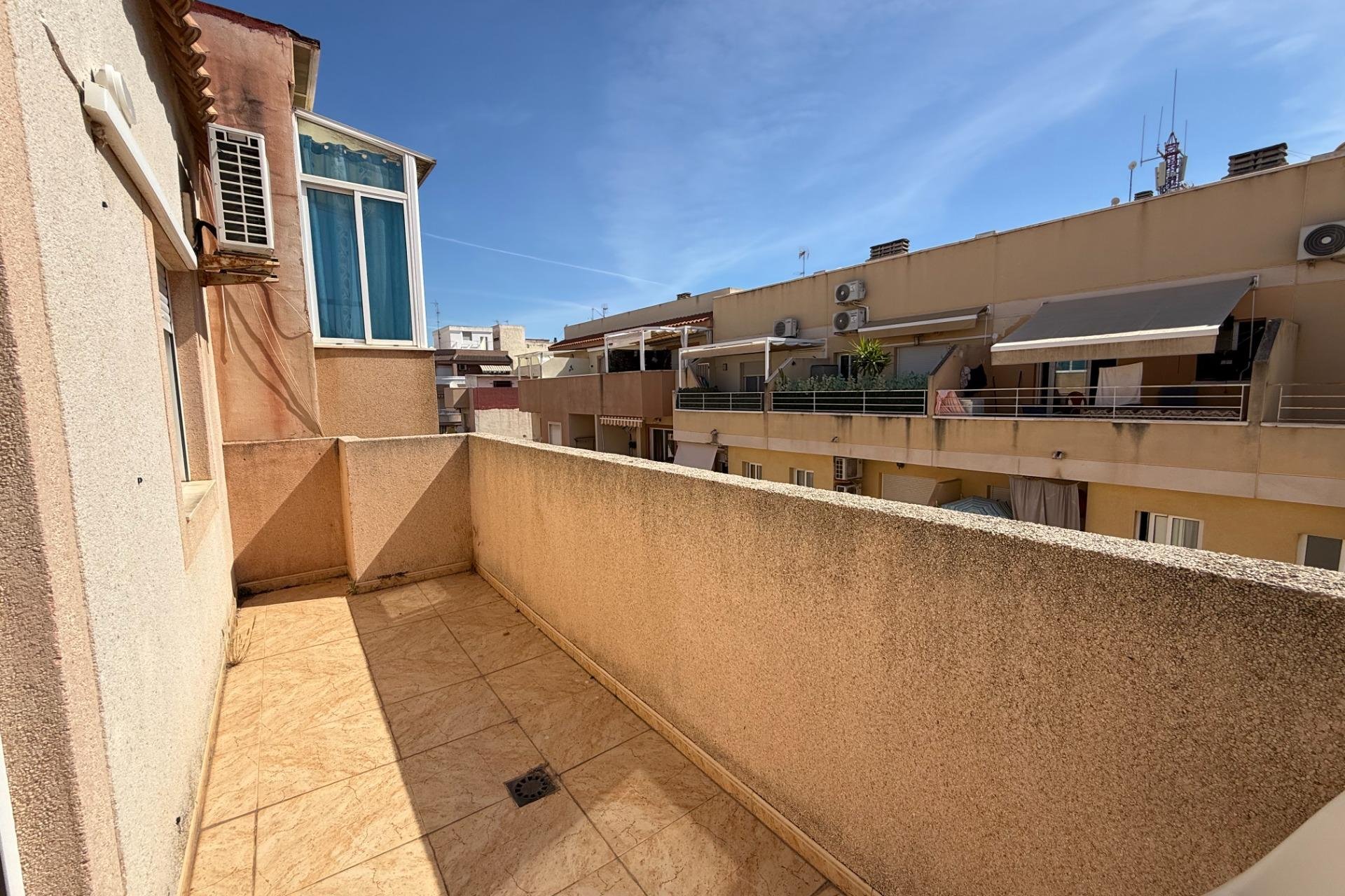 Reventa - Apartamento / Dúplex - Torrevieja - Centro
