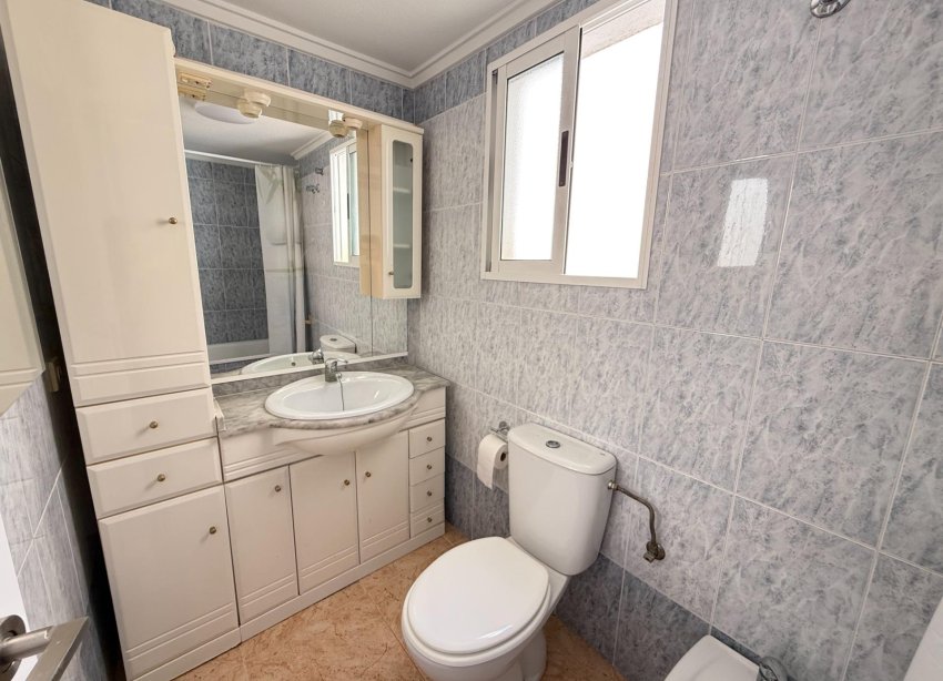 Reventa - Apartamento / Dúplex - Torrevieja - Centro