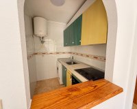Reventa - Apartamento / Dúplex - Torrevieja - Centro