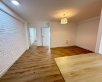 Reventa - Apartamento / Dúplex - Torrevieja - Centro