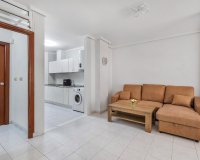 Reventa - Apartamento / Dúplex - Torrevieja - Centro