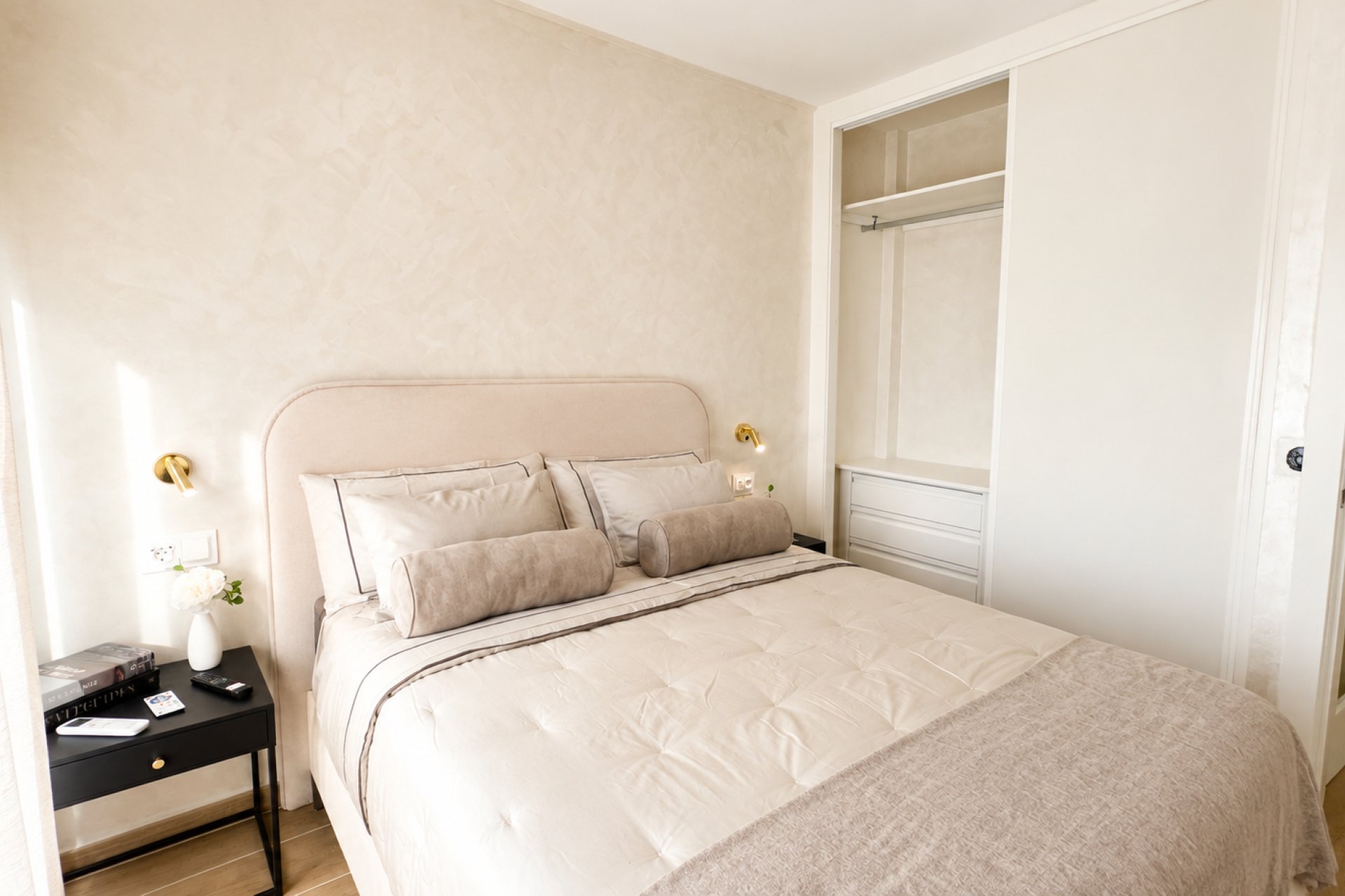 Reventa - Apartamento / Dúplex - Torrevieja - Centro