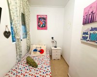 Reventa - Apartamento / Dúplex - Torrevieja - Centro