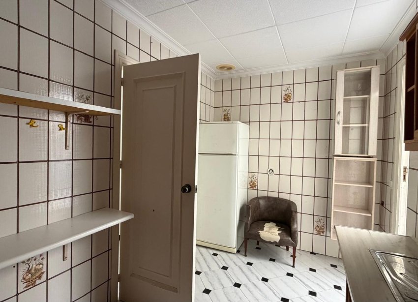 Reventa - Apartamento / Dúplex - Torrevieja - Centro