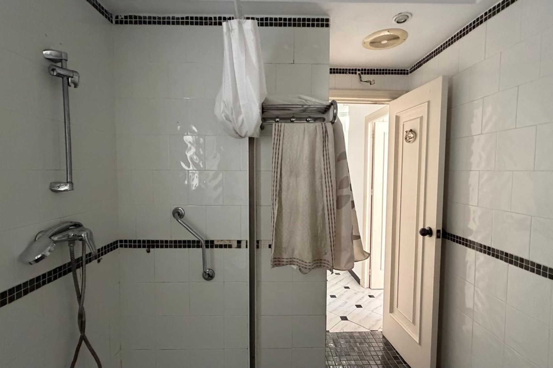 Reventa - Apartamento / Dúplex - Torrevieja - Centro
