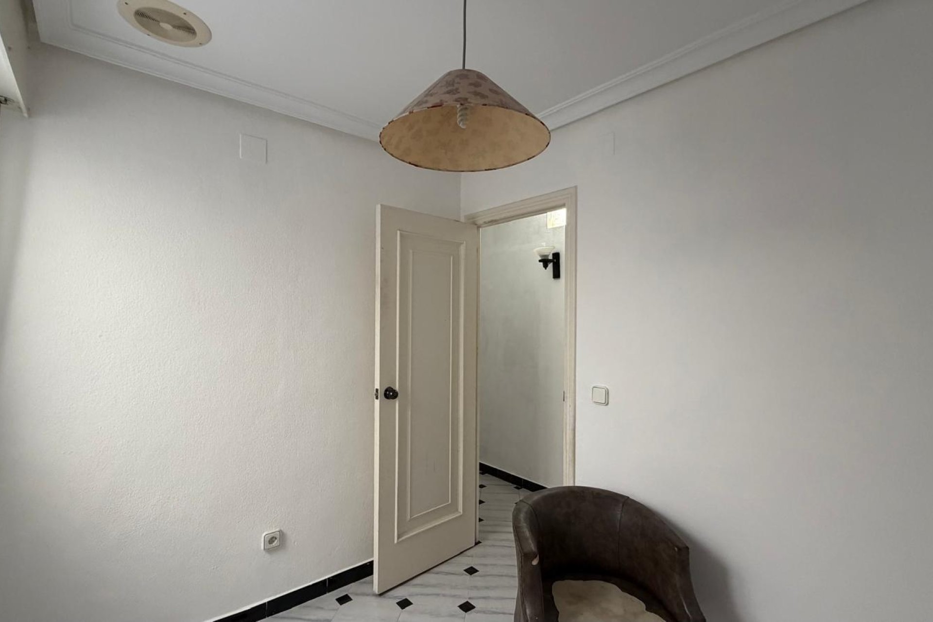 Reventa - Apartamento / Dúplex - Torrevieja - Centro