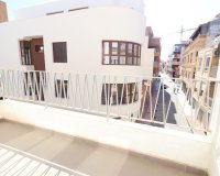 Reventa - Apartamento / Dúplex - Torrevieja - Centro