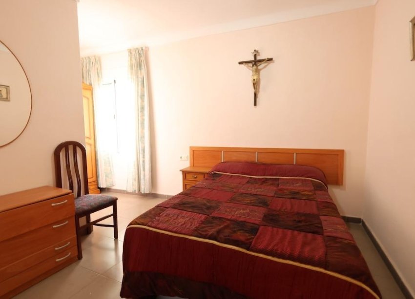 Reventa - Apartamento / Dúplex - Torrevieja - Centro
