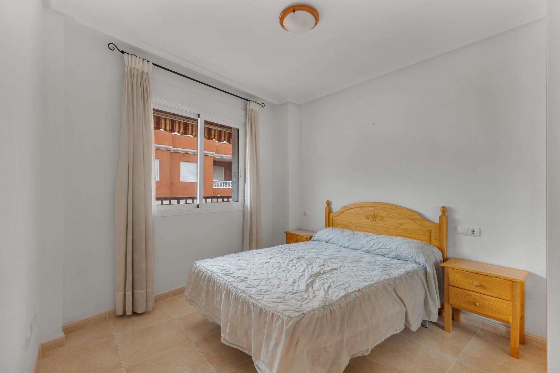 Reventa - Apartamento / Dúplex - Torrevieja - Centro