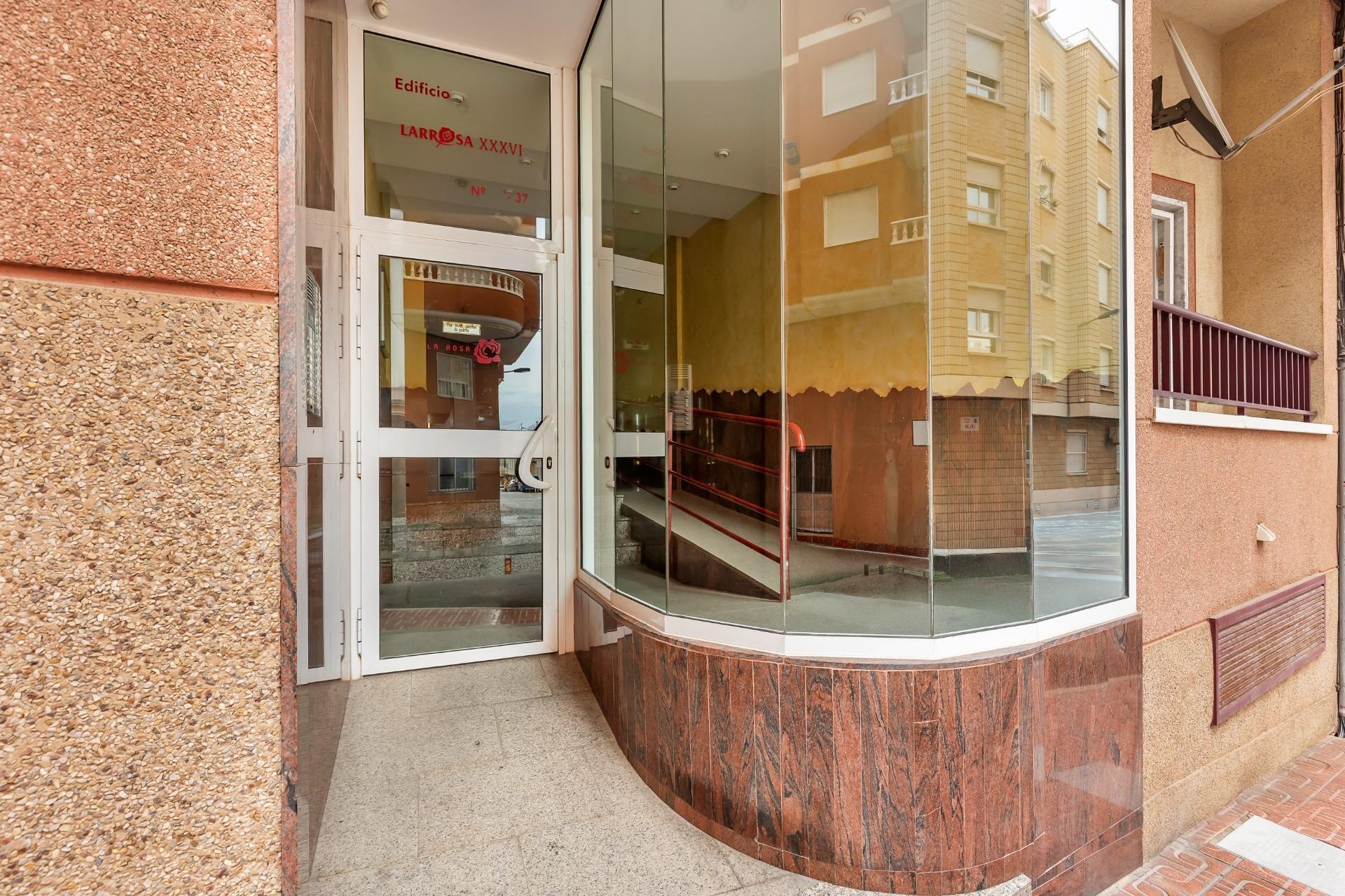Reventa - Apartamento / Dúplex - Torrevieja - Centro