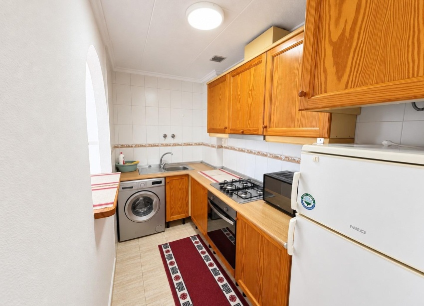 Reventa - Apartamento / Dúplex - Torrevieja - Centro