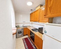 Reventa - Apartamento / Dúplex - Torrevieja - Centro