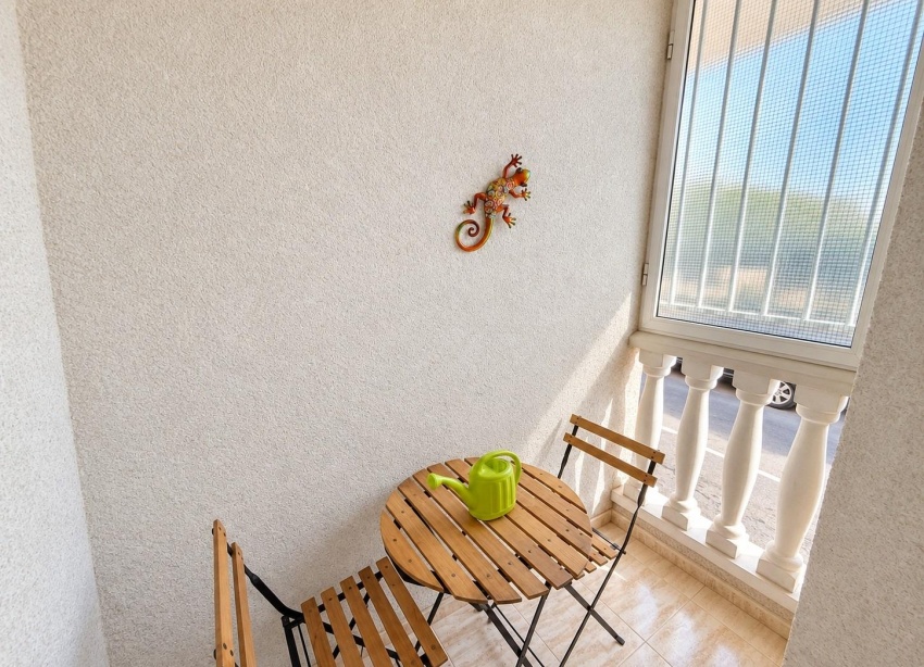 Reventa - Apartamento / Dúplex - Torrevieja - Centro