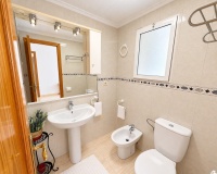 Reventa - Apartamento / Dúplex - Torrevieja - Centro