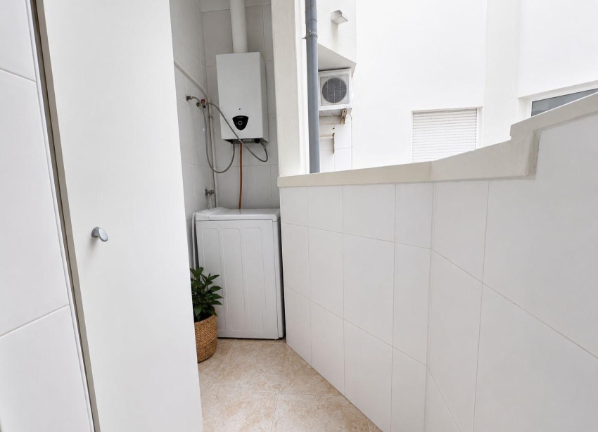 Reventa - Apartamento / Dúplex - Torrevieja - Centro