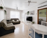 Reventa - Apartamento / Dúplex - Torrevieja - Centro