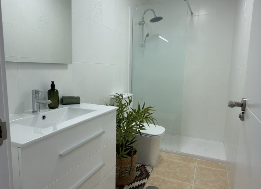 Reventa - Apartamento / Dúplex - Torrevieja - Curva del Palangre