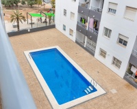 Reventa - Apartamento / Dúplex - Torrevieja - El molino