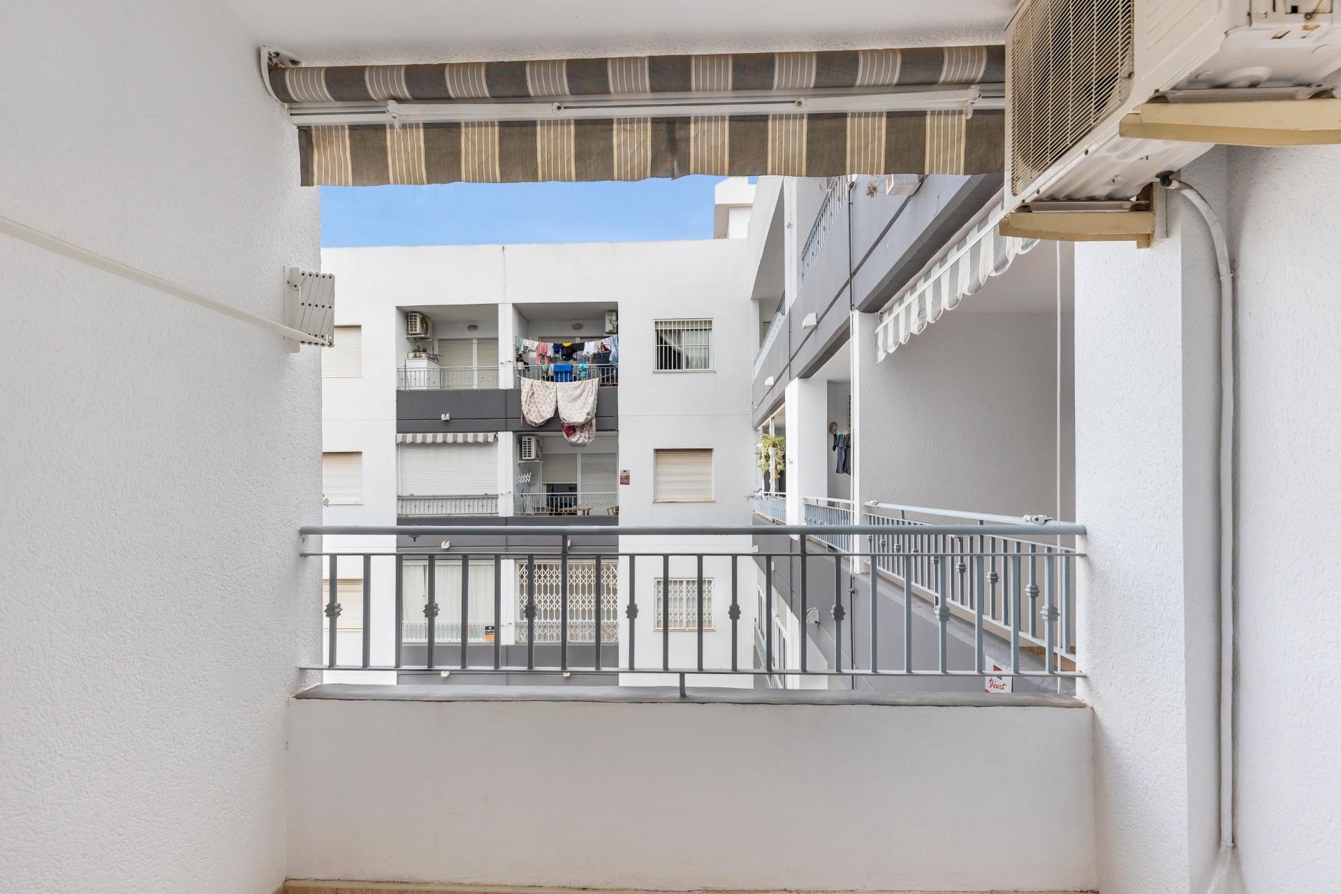 Reventa - Apartamento / Dúplex - Torrevieja - El molino