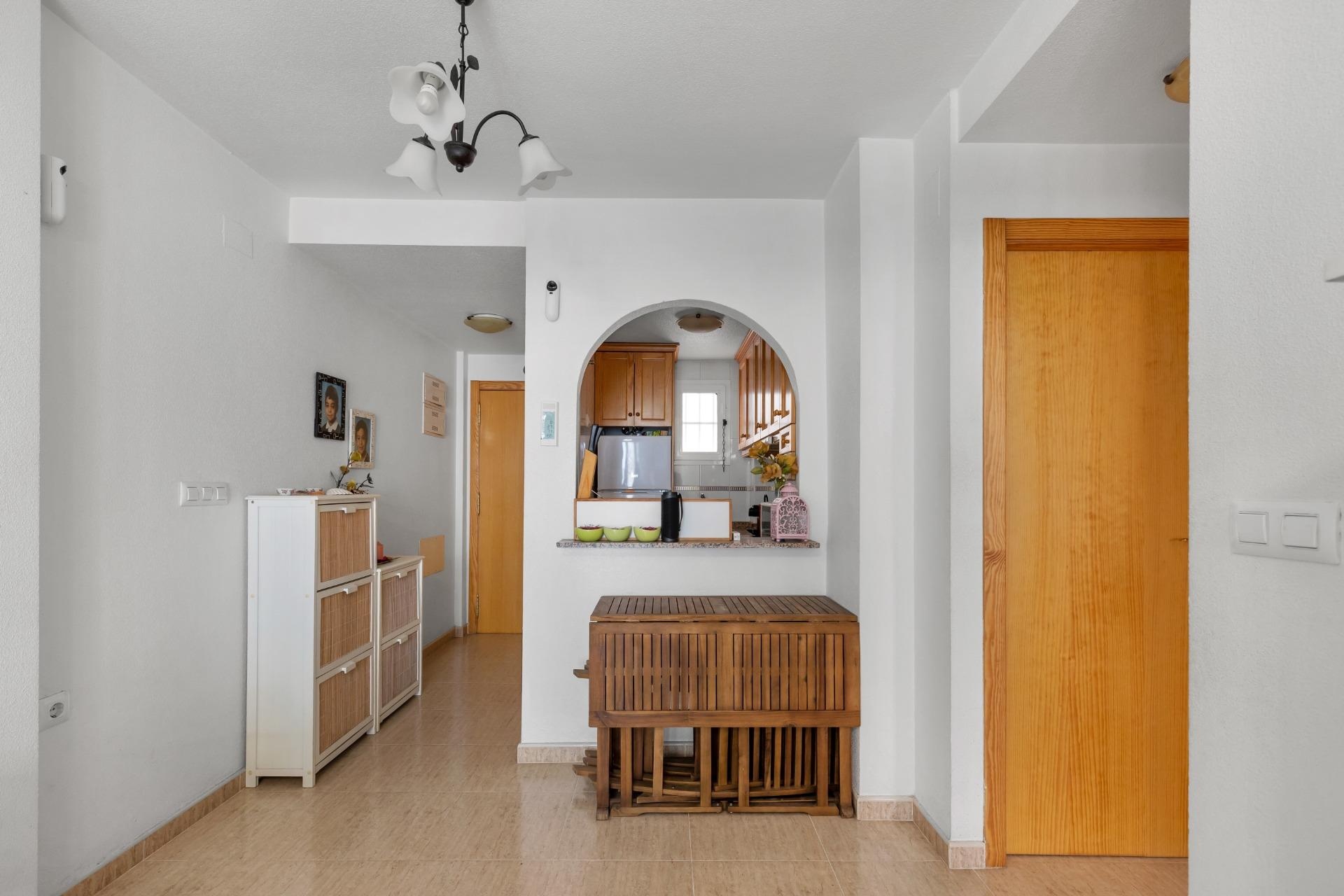 Reventa - Apartamento / Dúplex - Torrevieja - El molino