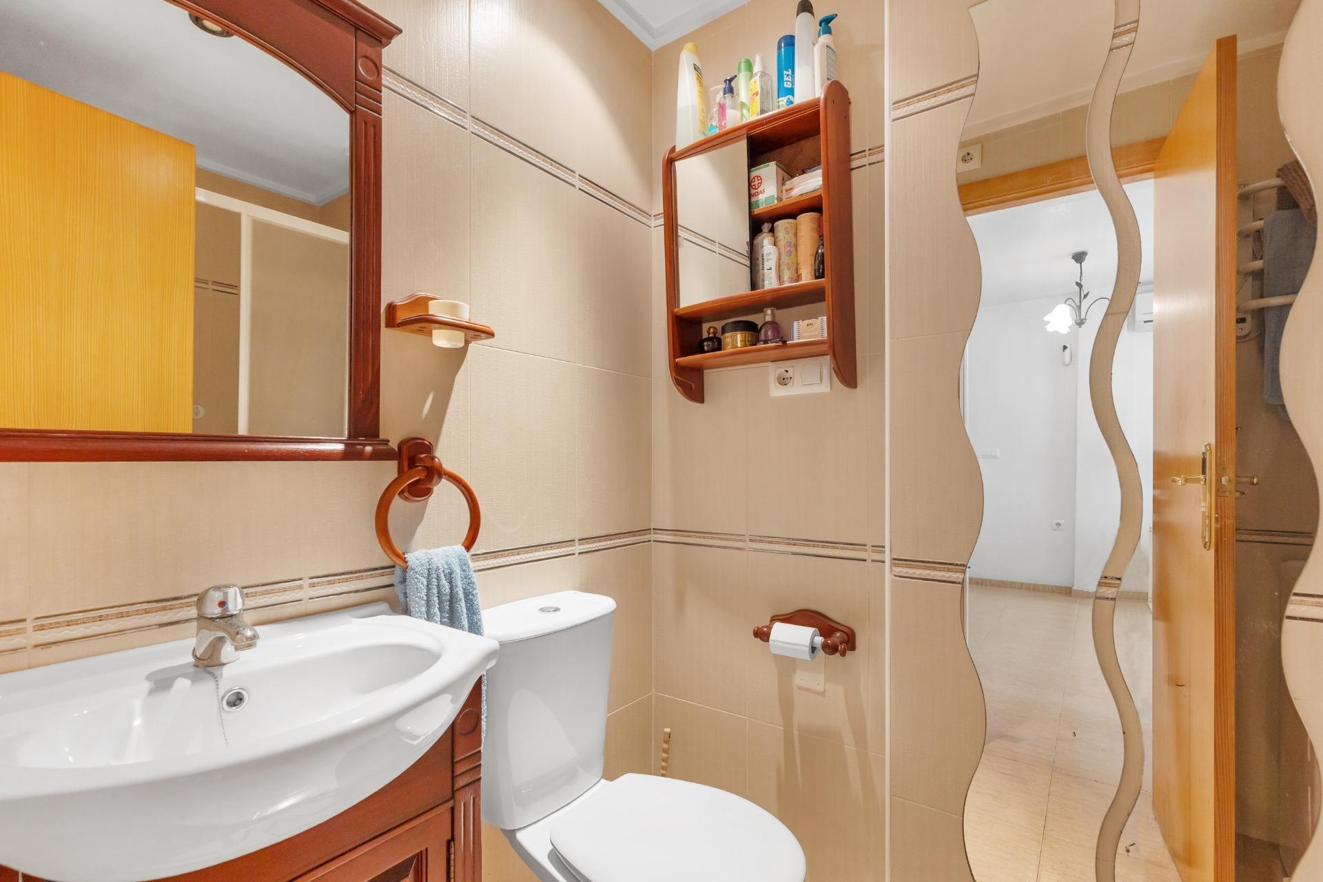 Reventa - Apartamento / Dúplex - Torrevieja - El molino