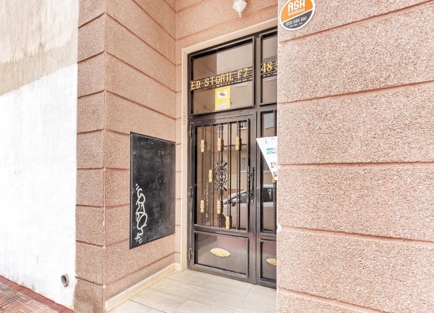 Reventa - Apartamento / Dúplex - Torrevieja - Estacion de autobuses
