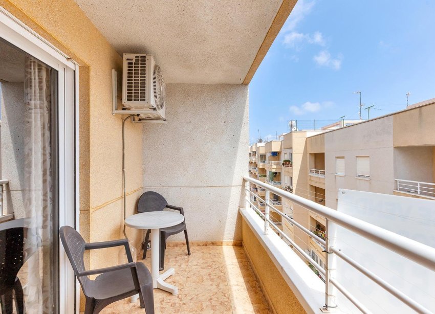 Reventa - Apartamento / Dúplex - Torrevieja - Estacion de autobuses