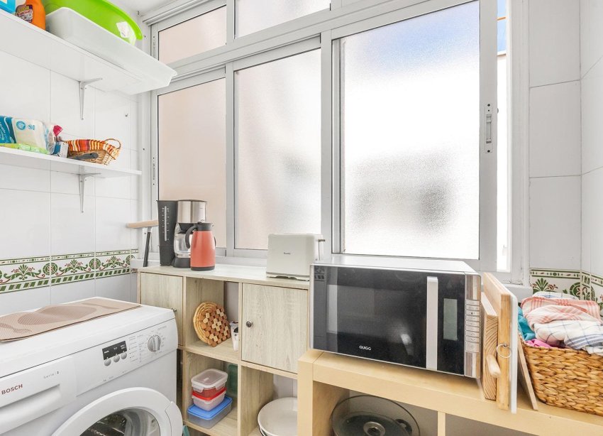 Reventa - Apartamento / Dúplex - Torrevieja - Estacion de autobuses