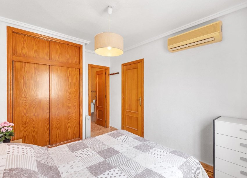 Reventa - Apartamento / Dúplex - Torrevieja - Estacion de autobuses