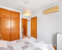 Reventa - Apartamento / Dúplex - Torrevieja - Estacion de autobuses
