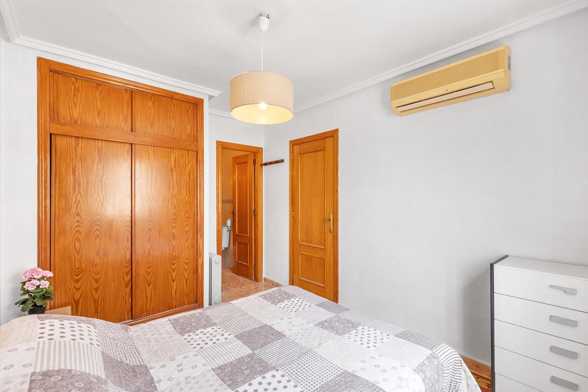 Reventa - Apartamento / Dúplex - Torrevieja - Estacion de autobuses