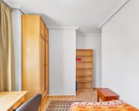 Reventa - Apartamento / Dúplex - Torrevieja - Estacion de autobuses