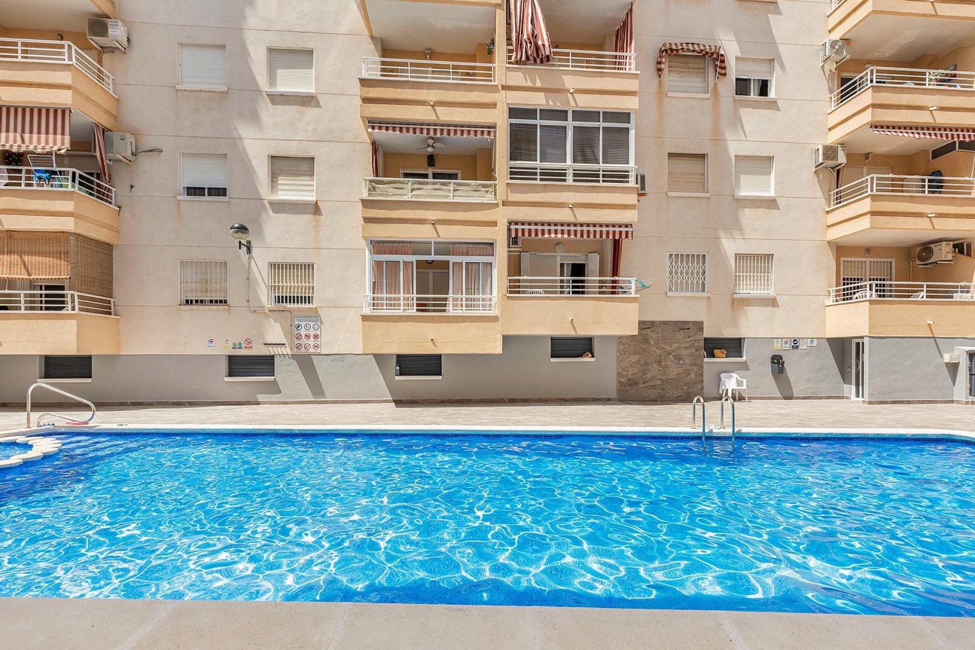 Reventa - Apartamento / Dúplex - Torrevieja - Estacion de autobuses