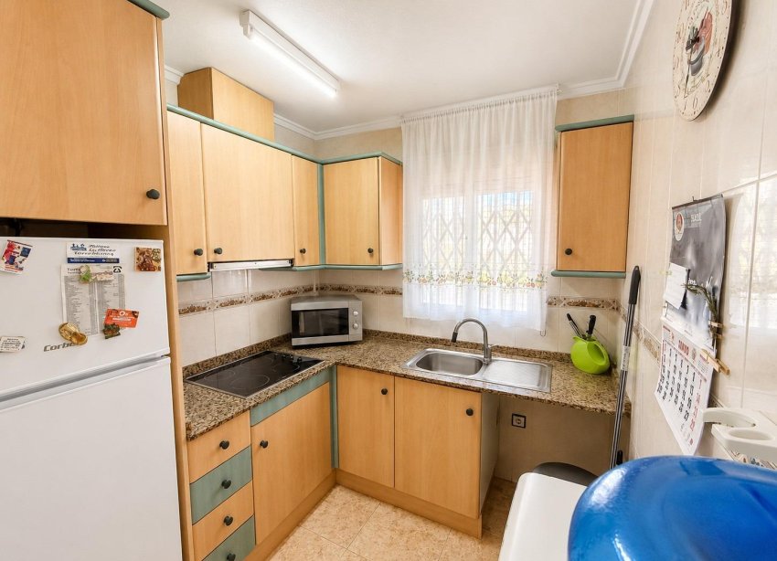 Reventa - Apartamento / Dúplex - Torrevieja - Estacion de autobuses