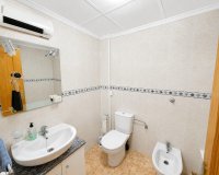 Reventa - Apartamento / Dúplex - Torrevieja - Estacion de autobuses