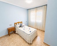 Reventa - Apartamento / Dúplex - Torrevieja - Estacion de autobuses