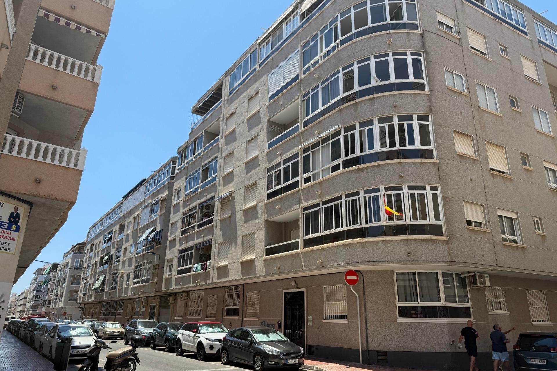 Reventa - Apartamento / Dúplex - Torrevieja - Estacion de autobuses