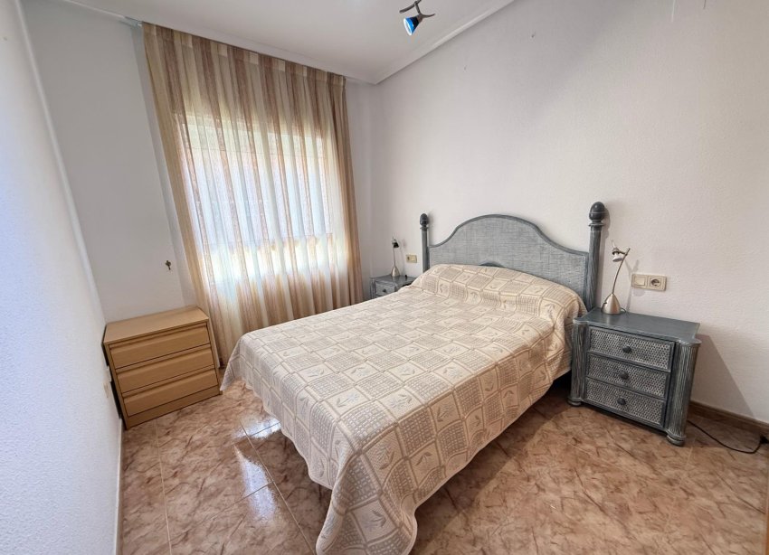 Reventa - Apartamento / Dúplex - Torrevieja - Estacion de autobuses