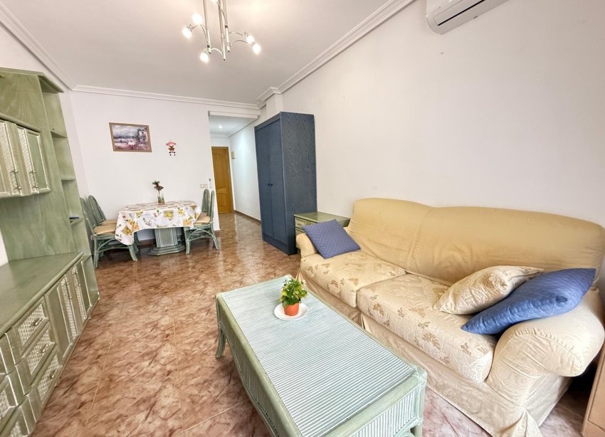 Reventa - Apartamento / Dúplex - Torrevieja - Estacion de autobuses